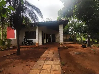 Casa à venda com praia privada em Piribebuy, Cordillera 3