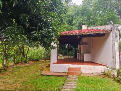 Casa à venda com praia privada em Piribebuy, Cordillera 4