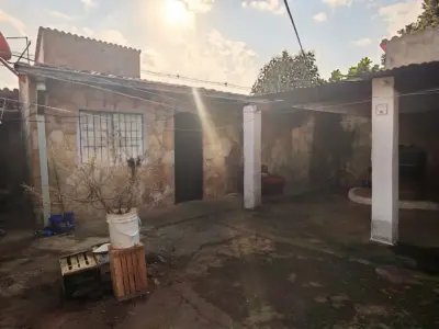 Casa à venda com renda ativa no Bairro Laurelty, Luque 4