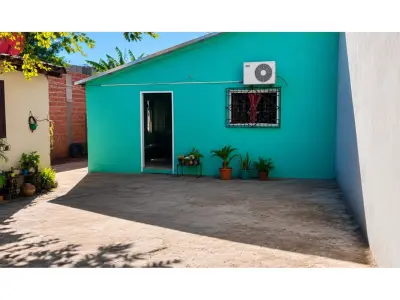 Casa en venta con salón comercial en San Lorenzo 4