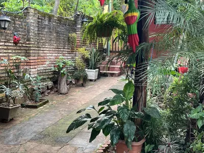 Casa en venta con salones comerciales en San Antonio 4