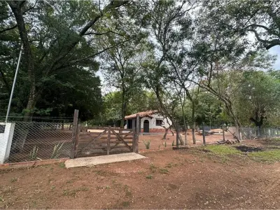 House for sale with 1,259 m² lot in Escobar area, Paraguarí 3