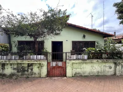 Casa en venta con terreno en Villa Aurelia, Asunción 2