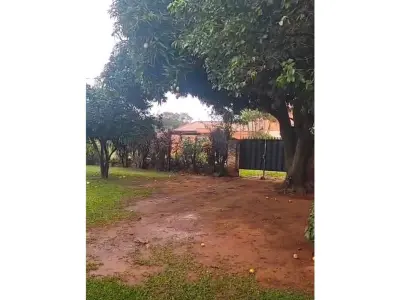 Casa en venta con terrenos en Luque, Tercer Barrio 4