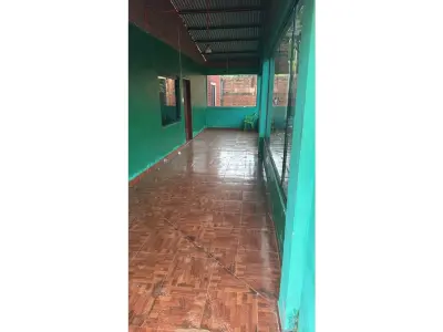 Casa à venda com galpão em General Delgado, Itapúa 4