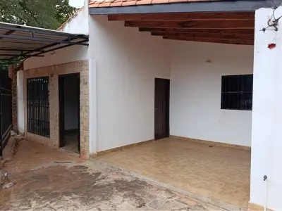 House for sale with 2 bedrooms in Barrio Yataity, Capiatá 3