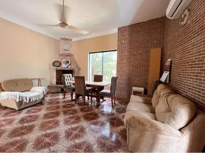 3-Story Corner House for Sale in Mariano Roque Alonso 3