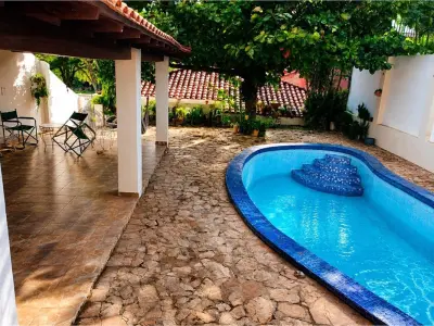 Casa en venta de 4 dormitorios en Tacumbú, Asunción 3