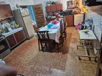 Casa en venta de calle a calle en Barrio San Jorge, Asunción 3