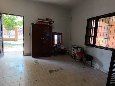 Casa de dois andares à venda com 5 quartos no centro de Limpio 2