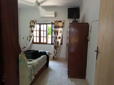 Casa de dois andares à venda com 5 quartos no centro de Limpio 3