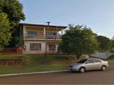 Casa en venta de dos plantas en Fram, Itapúa 2