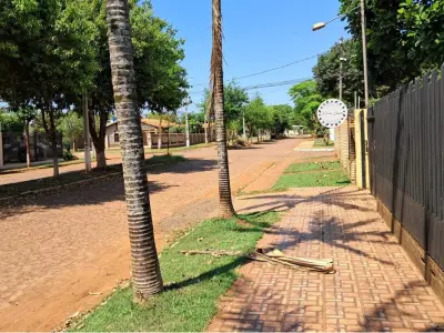Casa à venda de dois pavimentos em Minga Guazú 4