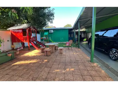 Casa en venta en Acaray, Ciudad del Este 3