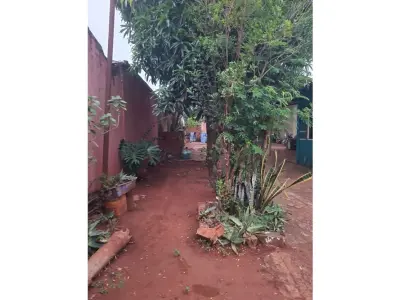 Casa en venta en Acaray, Ciudad del Este 4