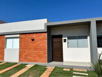 Casa en venta en Arasy 1, Areguá, 3 dormitorios 2