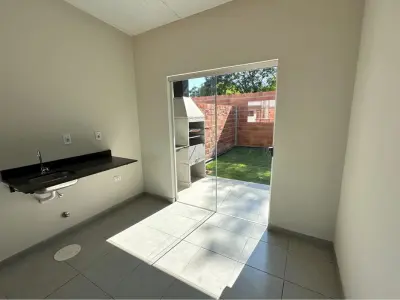 Casa en venta en Arasy 1, Areguá, 3 dormitorios 3