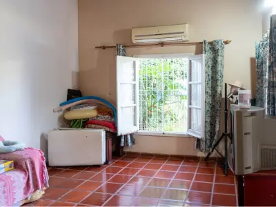 House for sale in Área 5, Presidente Franco 3
