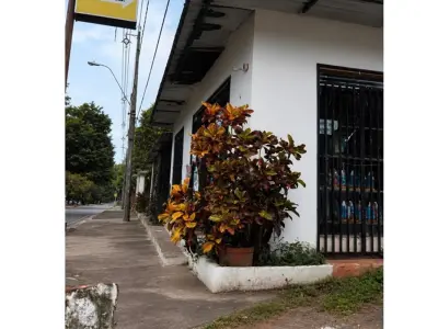 Casa en venta en Areguá, Central 3