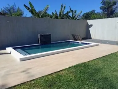 Casa à venda em Areguá com piscina e jardim 3