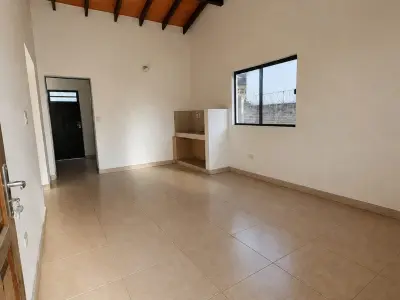 Casa à Venda no Bairro Arrua, Capiatá 4