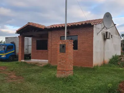 Casa en venta en barrio Caaguazú, Itá 5