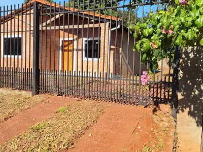 Casa en venta en Barrio Caaguazú, Ñemby 2