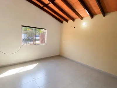 Casa en venta en Barrio Caaguazú, Ñemby 3