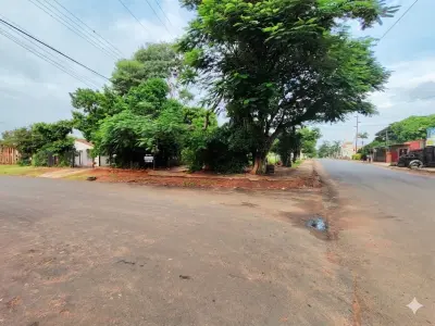 House for Sale in Candelaria Neighborhood, Capiatá - 3 Bedrooms 2