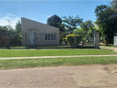 House for sale in Barrio Centro, Coronel Oviedo 2