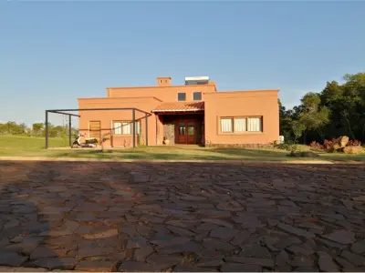 Casa à venda no condomínio fechado Agua Vista, San Juan del Paraná 3