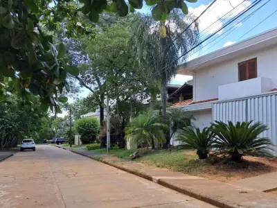 Casa en venta en barrio cerrado Las Piedras, Luque 3