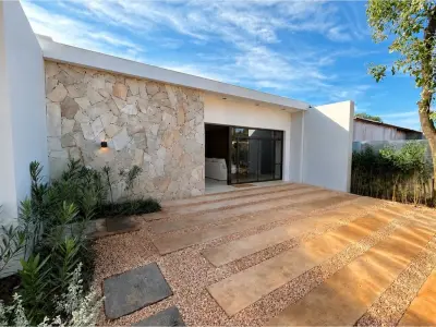 Casa en venta en barrio cerrado Nativo, Luque 3
