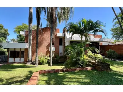 House for sale in Barrio Felicidad, Lambaré 3