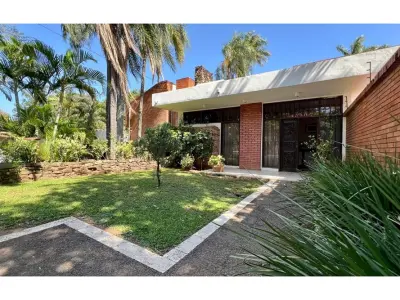House for sale in Barrio Felicidad, Lambaré 4