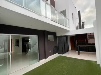 Casa en venta en Barrio Ita Enramada, Asunción — 3 dormitorios, 2 plantas 3