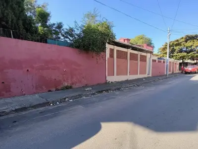 House for Sale in Jara Neighborhood, Asunción — Investment Opportunity 3