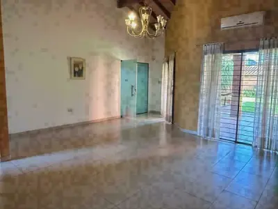 Casa à venda no Bairro Laguna Grande, Fernando de la Mora 3