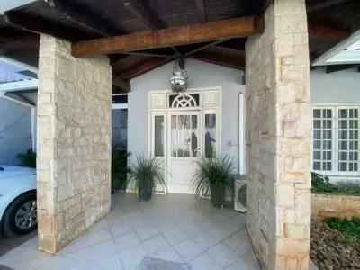 House for Sale in Barrio Las Lomas, Asunción 2