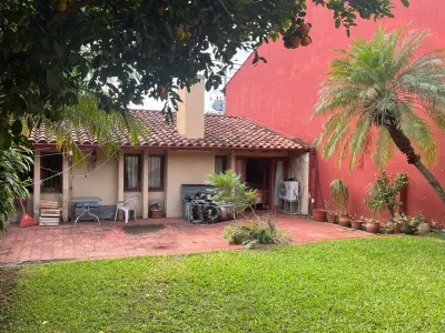 Casa en venta en barrio Madame Lynch, Asunción 3