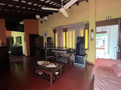 Casa en venta en barrio Madame Lynch, Asunción 4