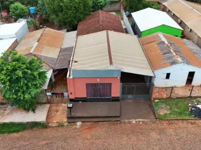Casa à venda no bairro Mariscal López, Hernandarias 2
