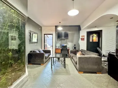 Casa en venta en Barrio Mburicaó, Asunción 4