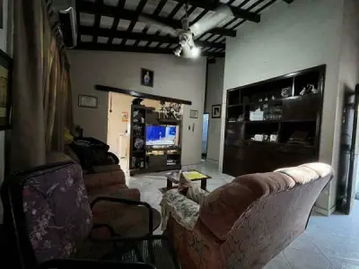Casa à venda no Barrio Obrero, Assunção 2
