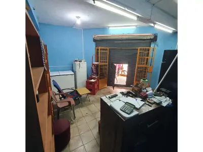 Casa à venda no Barrio Obrero, Asunción 4