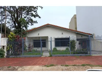 Casa en venta en barrio Obrero, Ciudad del Este 2