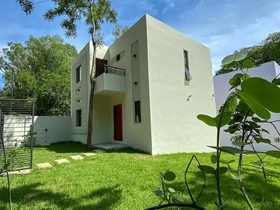 Casa en venta en Barrio Paraíso, Maramburé, Luque 4