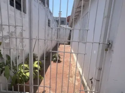 Casa en venta en Barrio Pinoza, Asunción 2