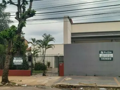 Casa en venta en barrio Pinoza, Asunción — 500 m² 3