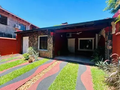 House for sale in Barrio San Felipe, San Lorenzo 3